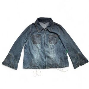 Stylish Denim Jacket with Leaf Embroidery